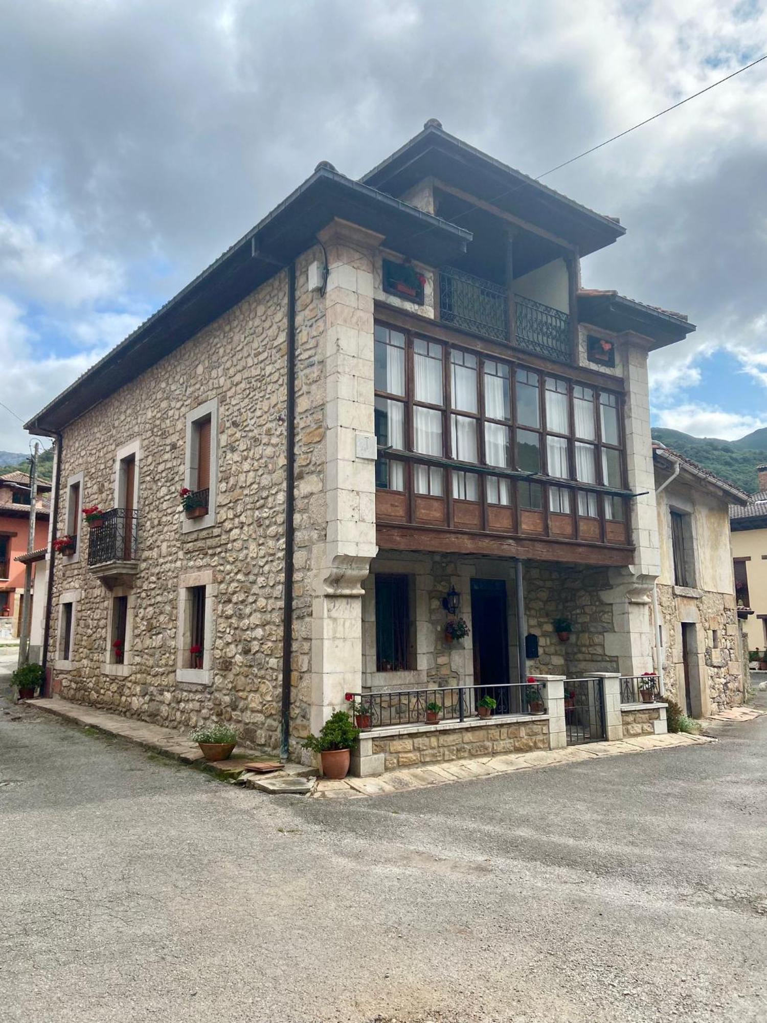 La Casona De Ardines Arenas De Cabrales Exterior foto